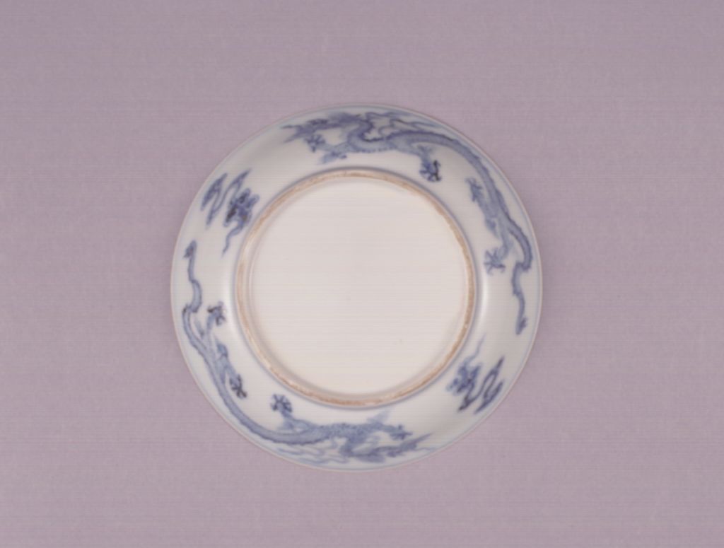 图片[3]-Blue and white cloud dragon plate-China Archive